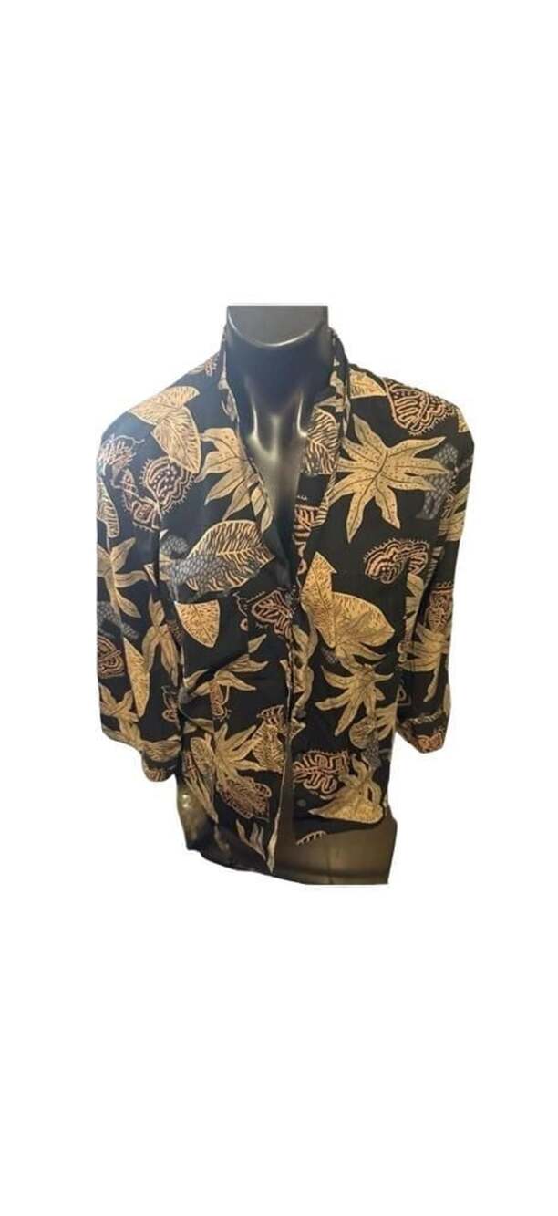 Kathie Lee Collection Button Up Shirt Black Beige Tropical Leaf Print